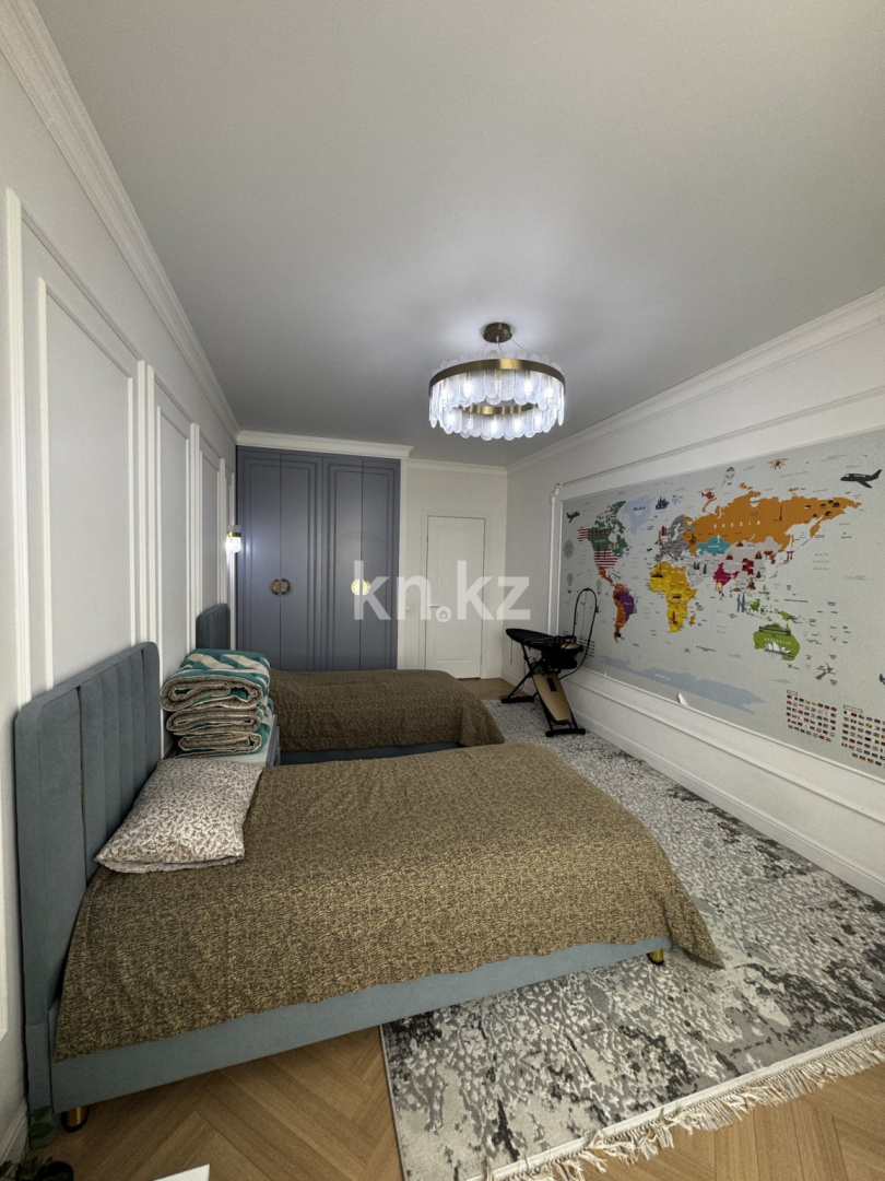 Продажа 3-комнатной квартиры, 111 м², ул. Утеген батыра, дом  11В в Алматы - фото 7