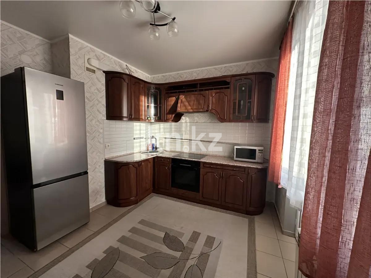 Продажа 3-комнатной квартиры, 70.4 м² в Алматы - фото 4