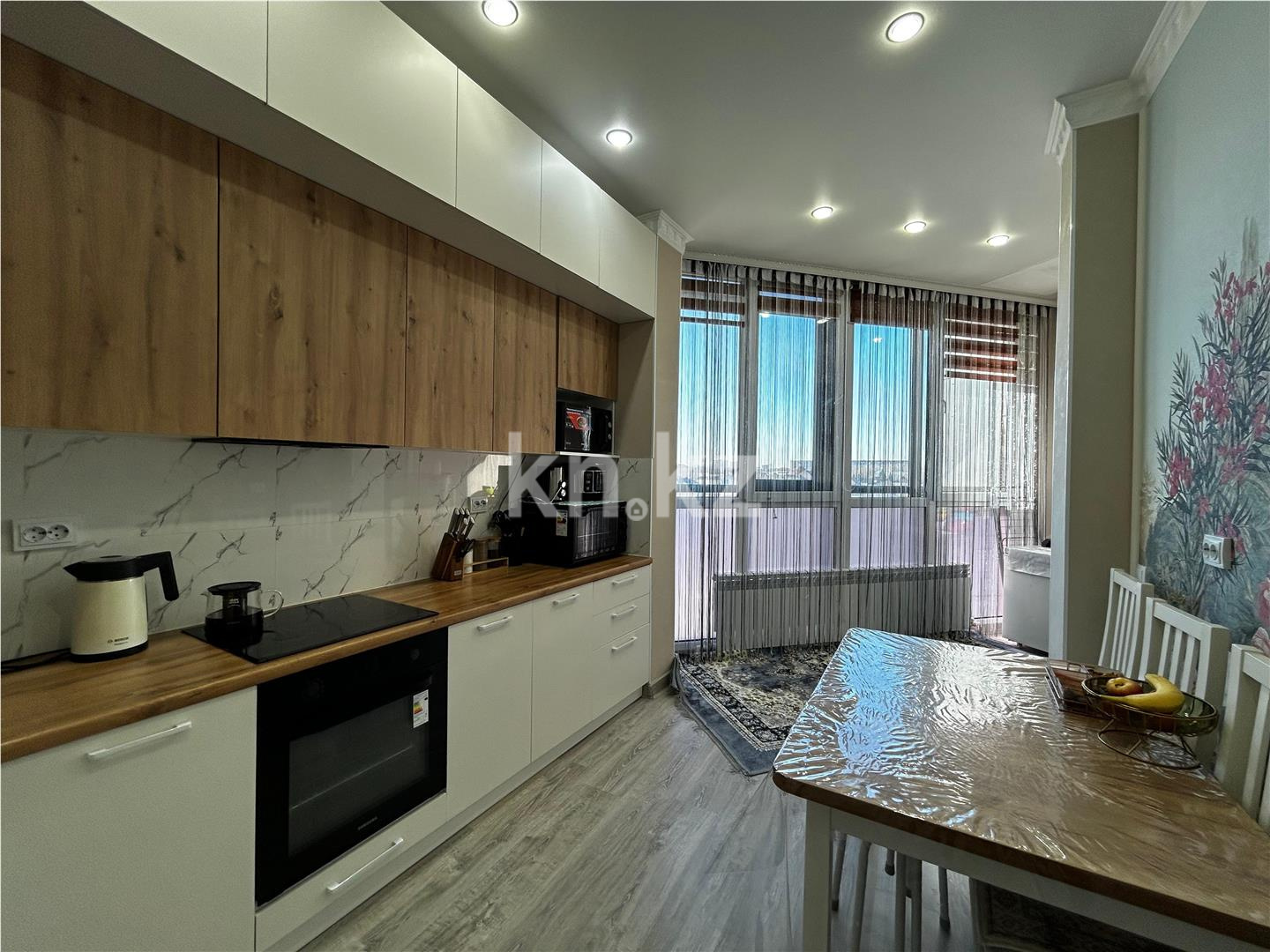 Продажа 4-комнатной квартиры, 91 м², ул. Дюсембекова в Караганде