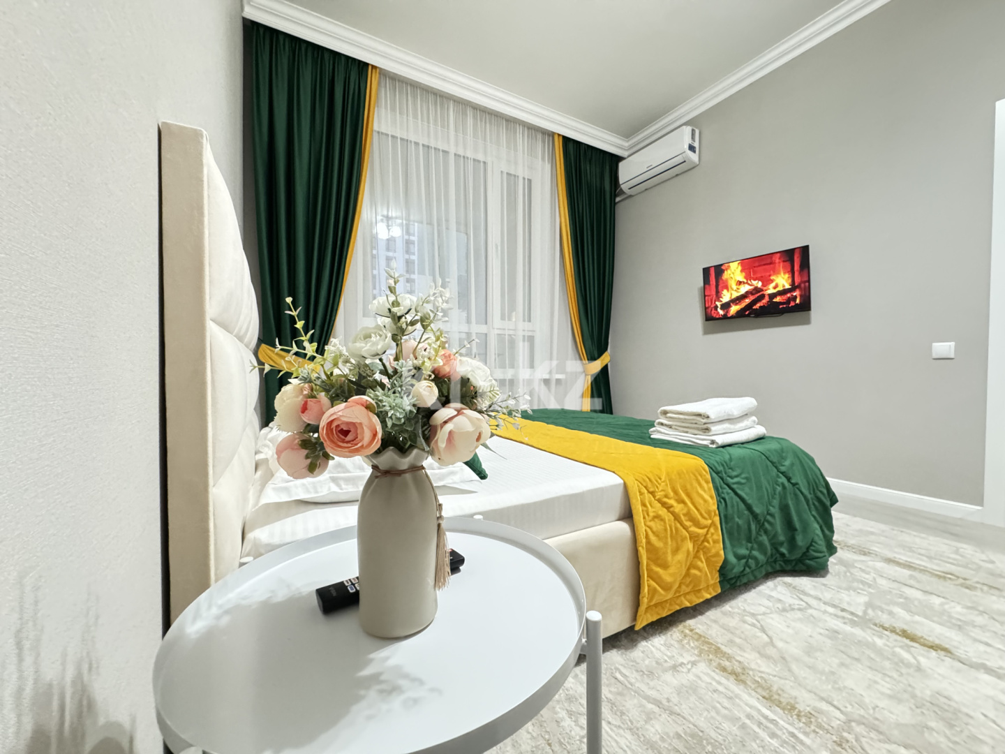 Аренда 1-комнатной квартиры посуточно, 40 м², пр. Туран, дом  34а в Астане