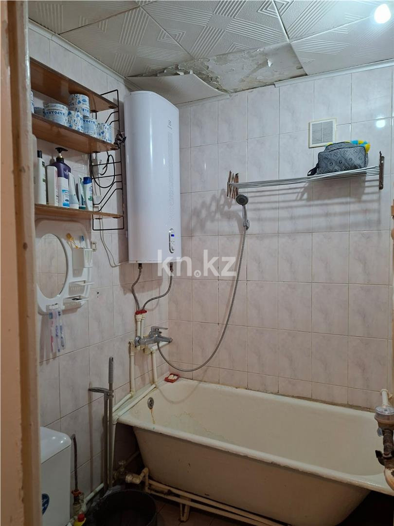 Продажа 3-комнатной квартиры, 58 м², ул. Мустафина в Караганде - фото 7