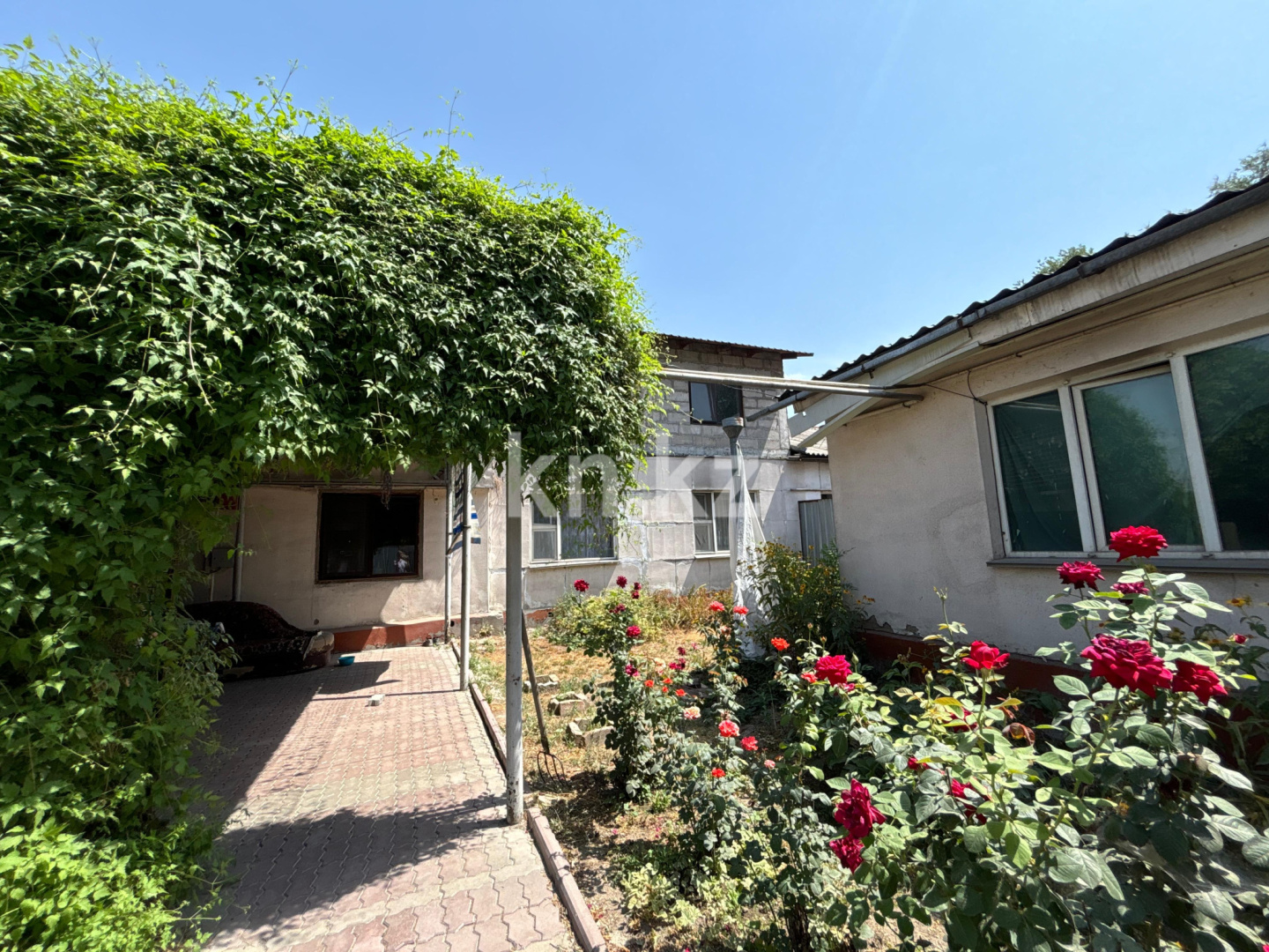 Продажа 6-комнатного дома, 180 м², Карасу в Алматы - фото 14