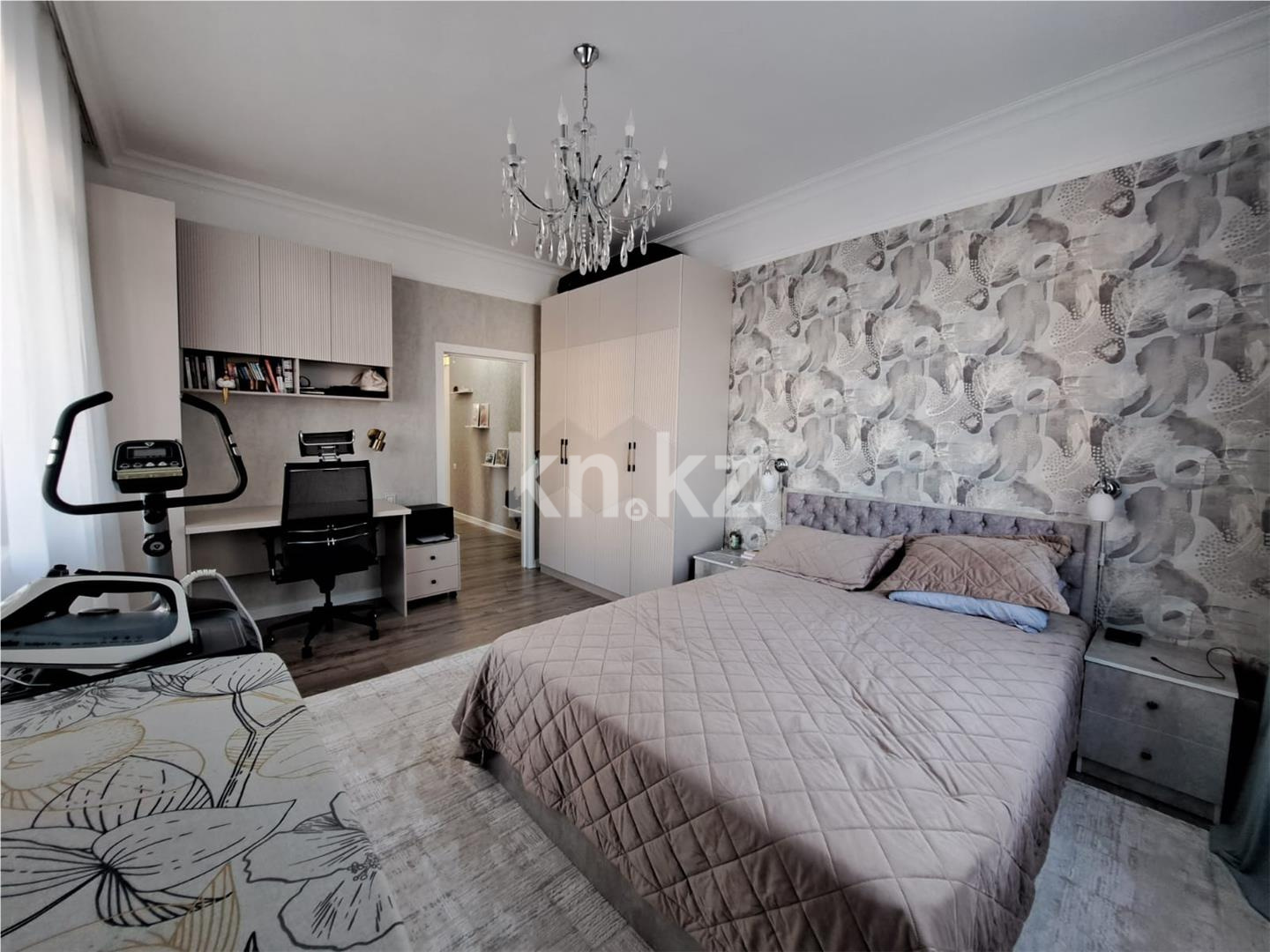 Продажа 4-комнатной квартиры, 87.7 м² в Астане - фото 4