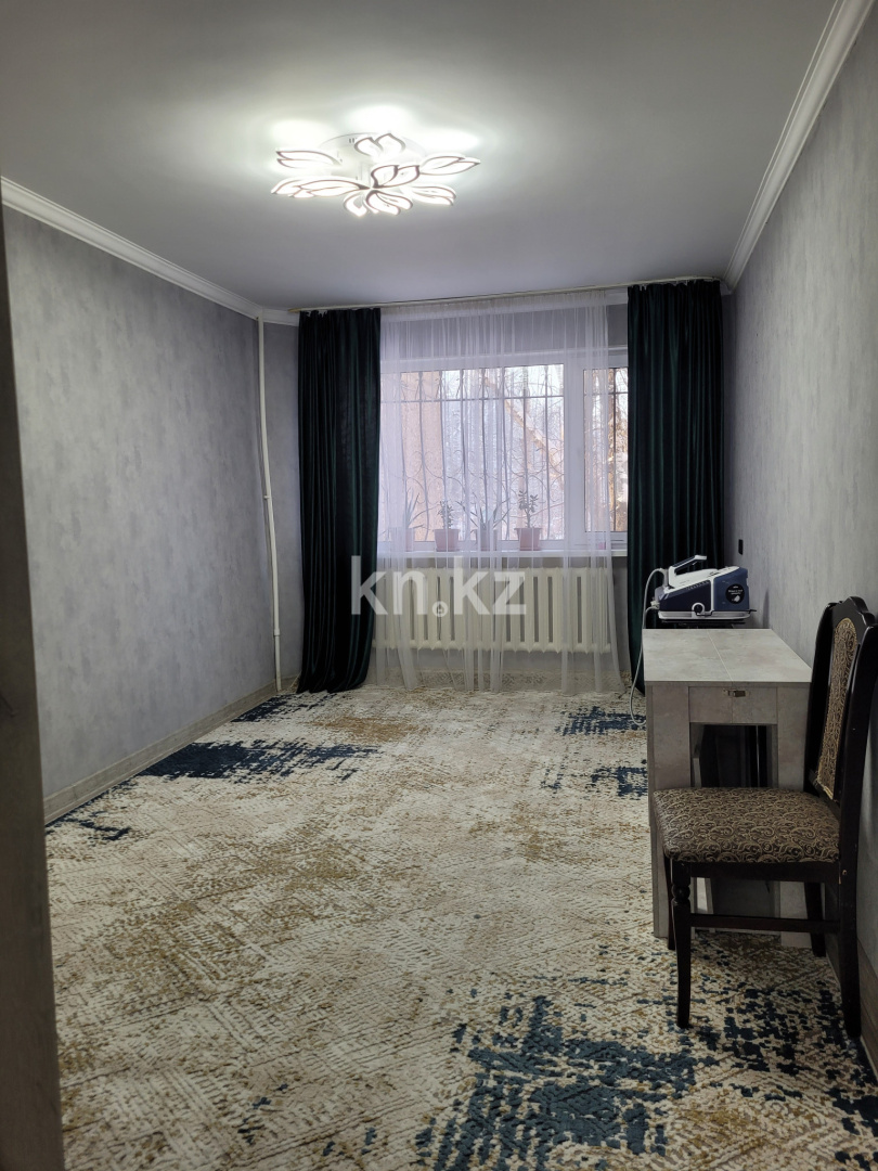 Продажа 3-комнатной квартиры, 70 м², ул. Сатыбалдина, дом  10 в Караганде - фото 4