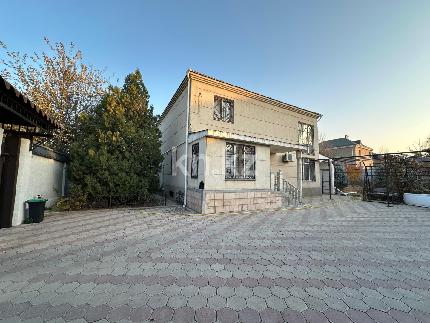 Продажа 7-комнатного дома, 380 м², мкр-н Самал-2, дом  111 в Шымкенте - фото 19