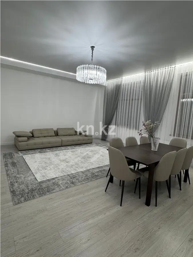 Продажа 3-комнатной квартиры, 136 м², ул. Акмешит, дом  19/1 в Астане
