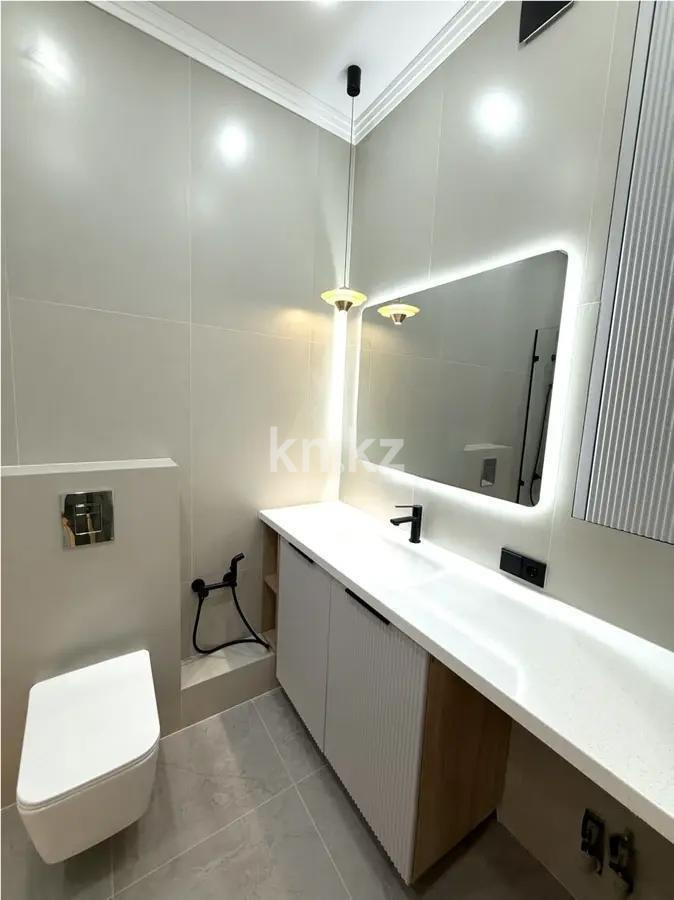 Продажа 3-комнатной квартиры, 70 м², ул. Е-15, дом  13 в Астане - фото 4