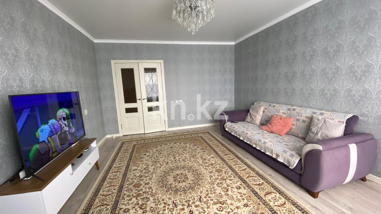 Продажа 3-комнатной квартиры, 93 м², пр. Шахтеров в Караганде