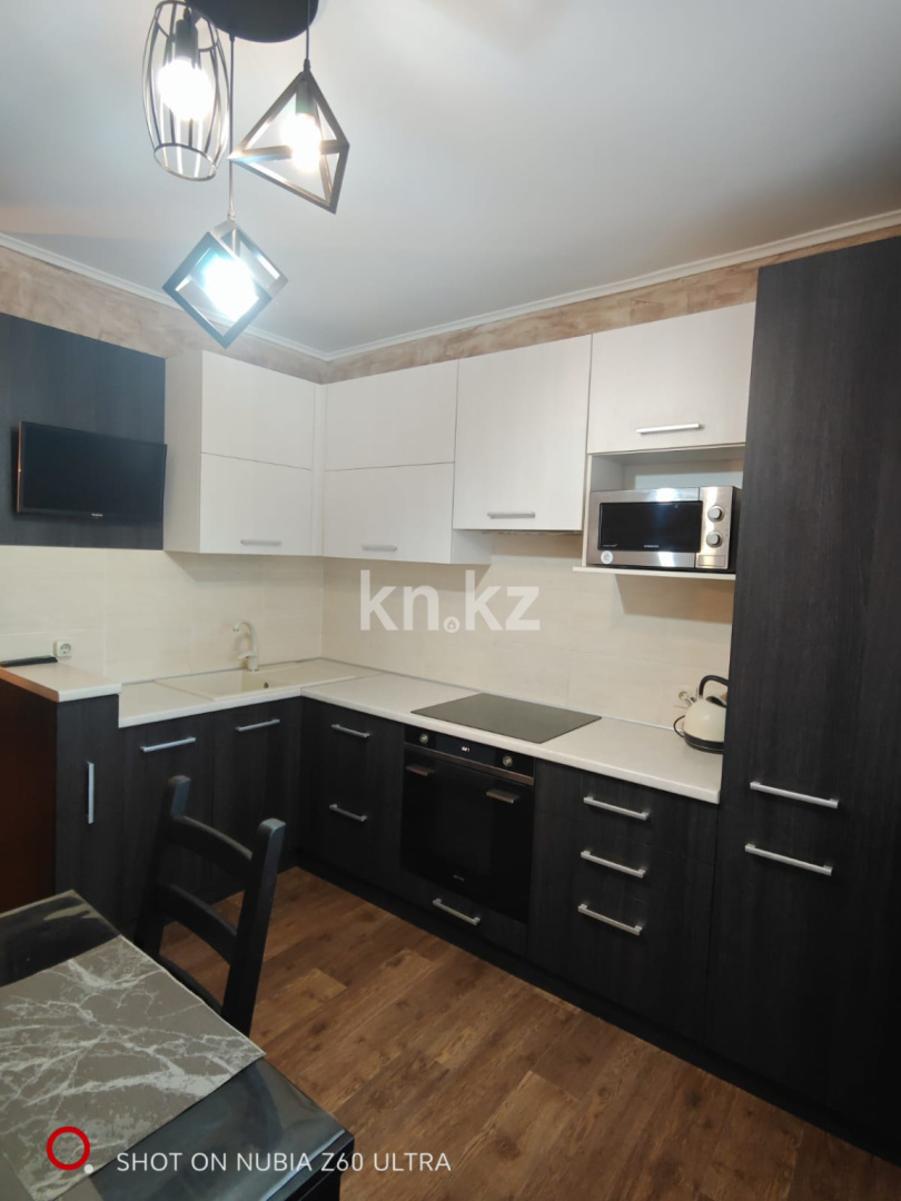 Аренда 1-комнатной квартиры посуточно, 40 м², мкр-н Степной-2, дом  73 в Караганде - фото 9