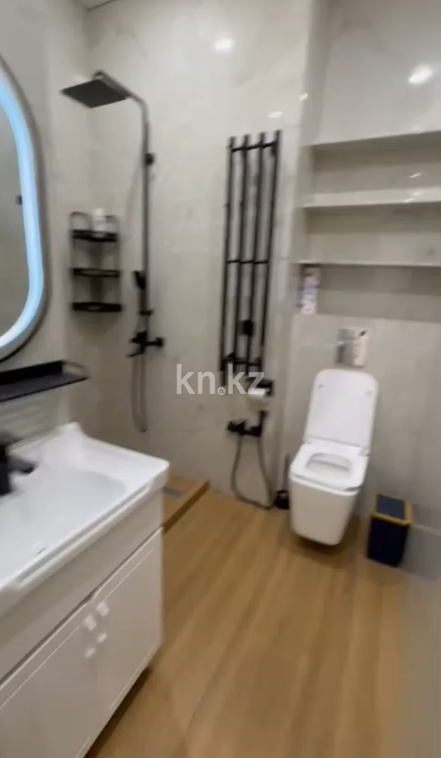 Аренда 4-комнатной квартиры посуточно, 80 м², пр. Райымбека, дом  348/1 - ул. Емцова в Алматы - фото 11