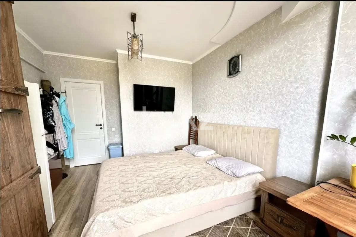 Продажа 3-комнатной квартиры, 81.1 м², мкр-н Мамыр-7, дом  13а в Алматы - фото 2