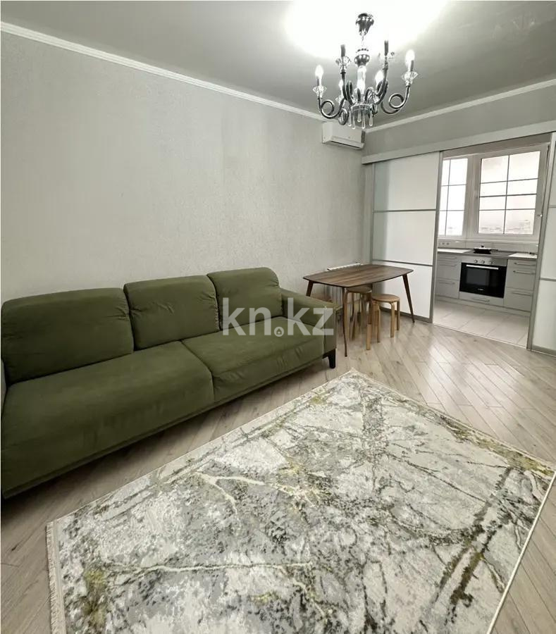 Продажа 2-комнатной квартиры, 42 м², ул. Жарокова, дом  137 в Алматы