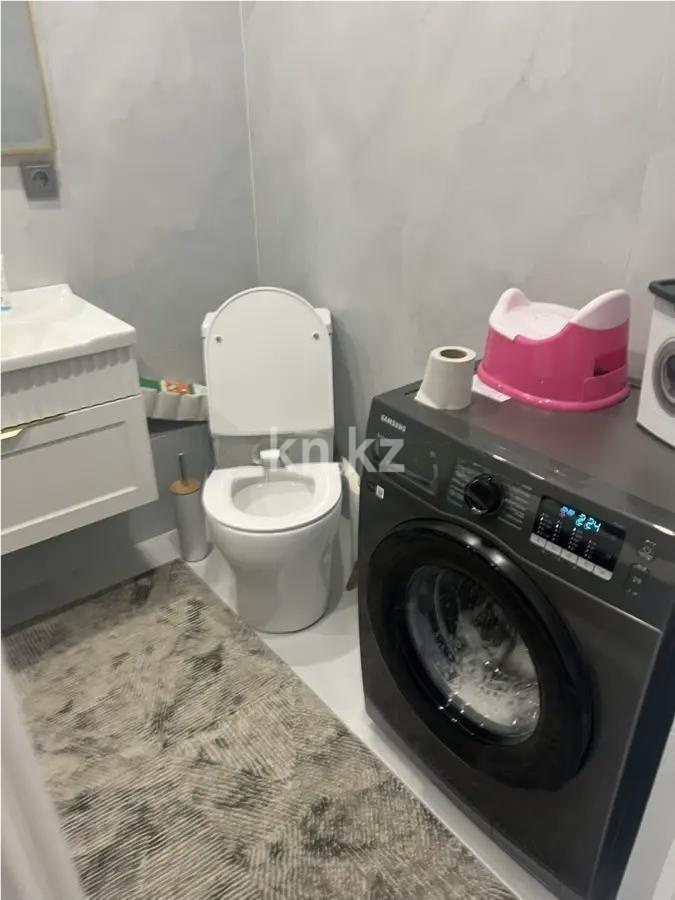 Продажа 1-комнатной квартиры, 29 м², ул. Омарова, дом  1 в Алматы - фото 2