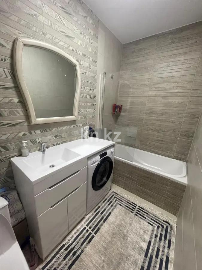 Продажа 1-комнатной квартиры, 42 м², ул. Иманбаевой, дом  5 в Астане - фото 3