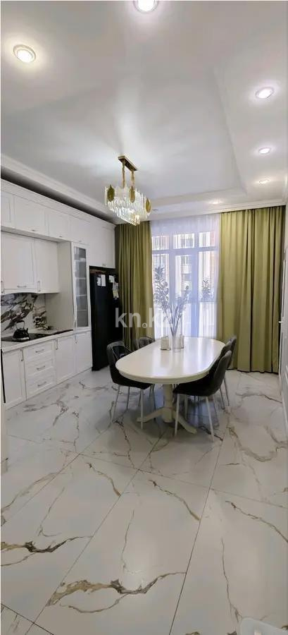 Продажа 4-комнатной квартиры, 140 м², ул. Муканова, дом  1/9 в Караганде - фото 5