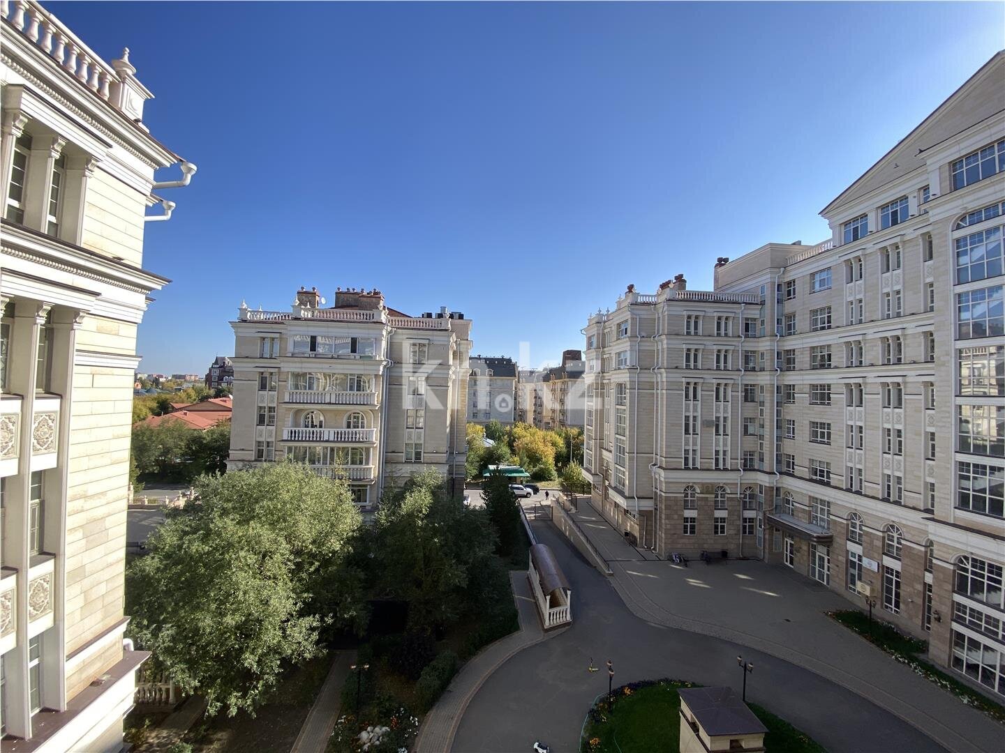 Продажа 3-комнатной квартиры, 131.8 м² в Астане - фото 8