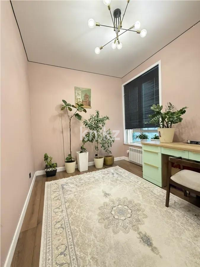 Продажа 4-комнатной квартиры, 125 м², пр. Туран, дом  59/3 в Астане - фото 3