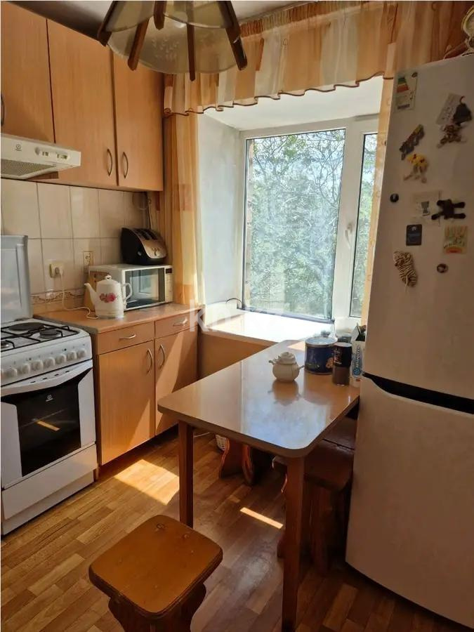 Продажа 3-комнатной квартиры, 53 м², ул. Алиханова, дом  8а в Караганде - фото 3