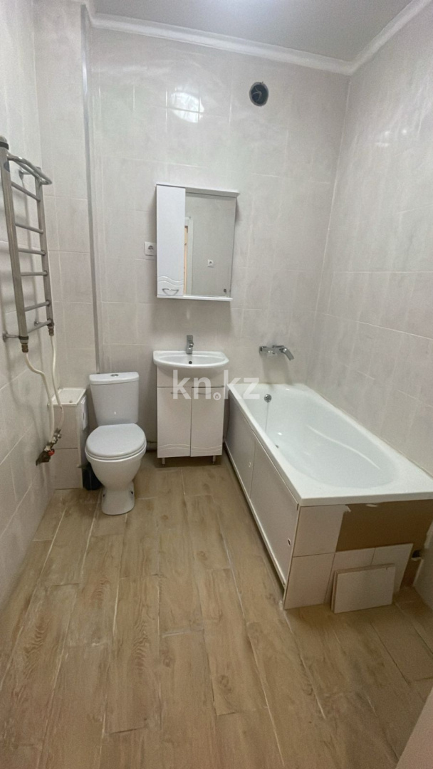 Продажа 1-комнатной квартиры, 47 м², ул. Муканова, дом  55/2 в Караганде - фото 8