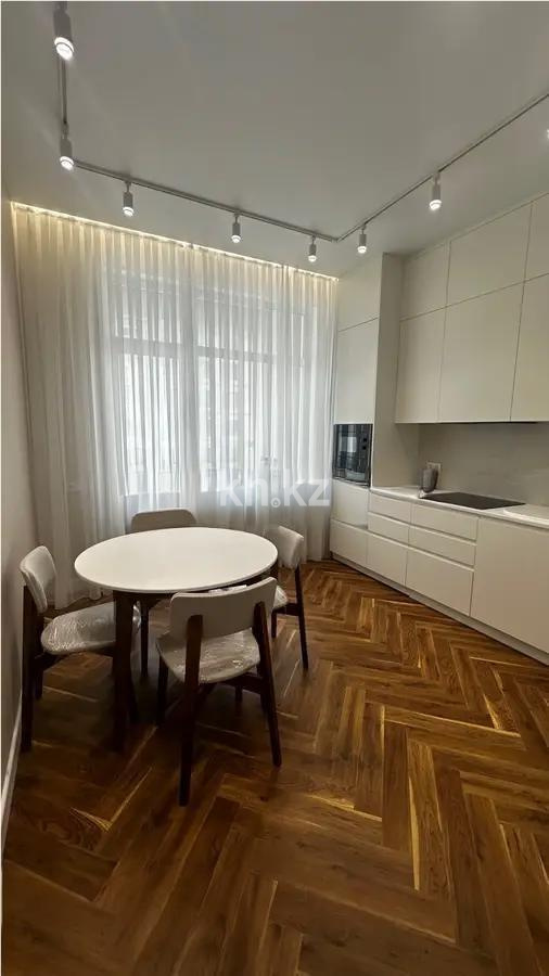 Продажа 2-комнатной квартиры, 62.3 м², ул. Байтурсынова, дом  8 в Астане - фото 4