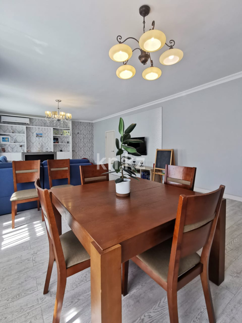 Продажа 6-комнатного дома, 247 м², мкр-н Кемел в Алматы - фото 16