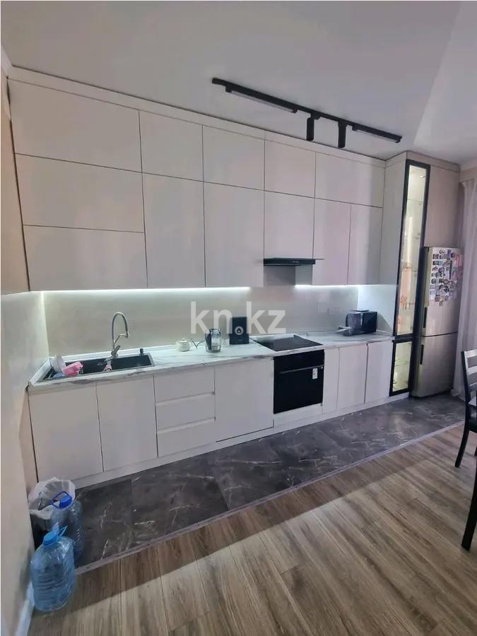 Продажа 3-комнатной квартиры, 71.8 м², пр. Абая, дом  164 в Алматы - фото 4