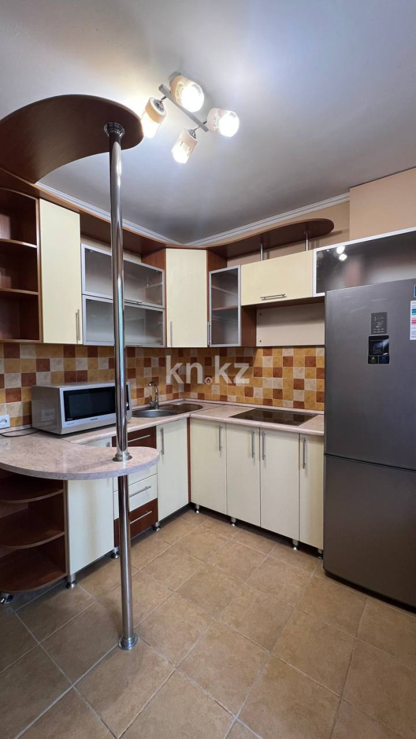 Продажа 2-комнатной квартиры, 65.3 м² в Алматы - фото 12