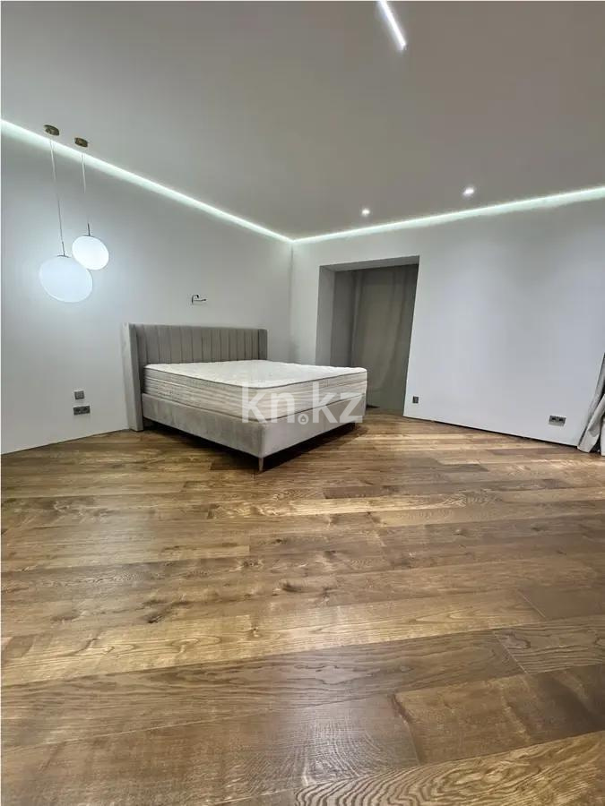 Продажа 3-комнатной квартиры, 129.1 м², пр. Серкебаева, дом  146/1 в Алматы