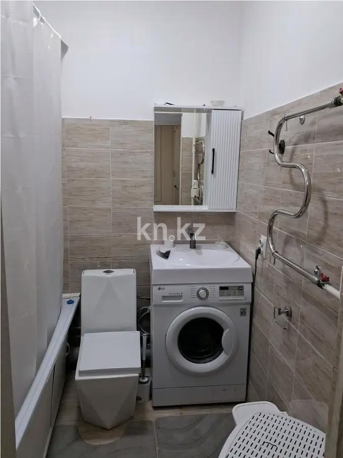 Продажа 1-комнатной квартиры, 38 м², мкр-н Шугыла, дом  341/1 в Алматы - фото 3