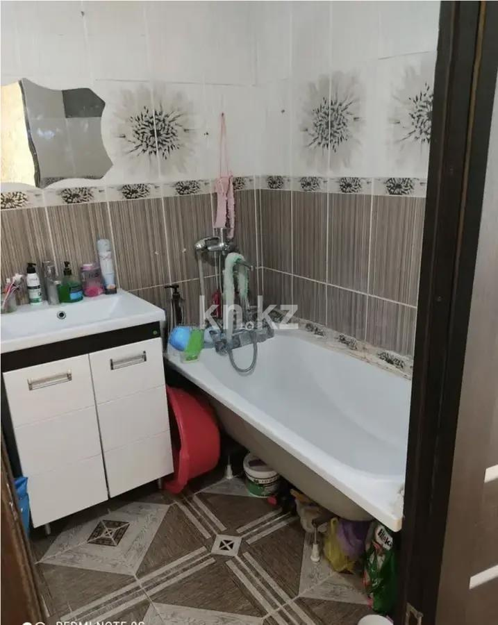 Продажа 3-комнатной квартиры, 60 м², мкр-н Айнабулак-3, дом  134 в Алматы - фото 4