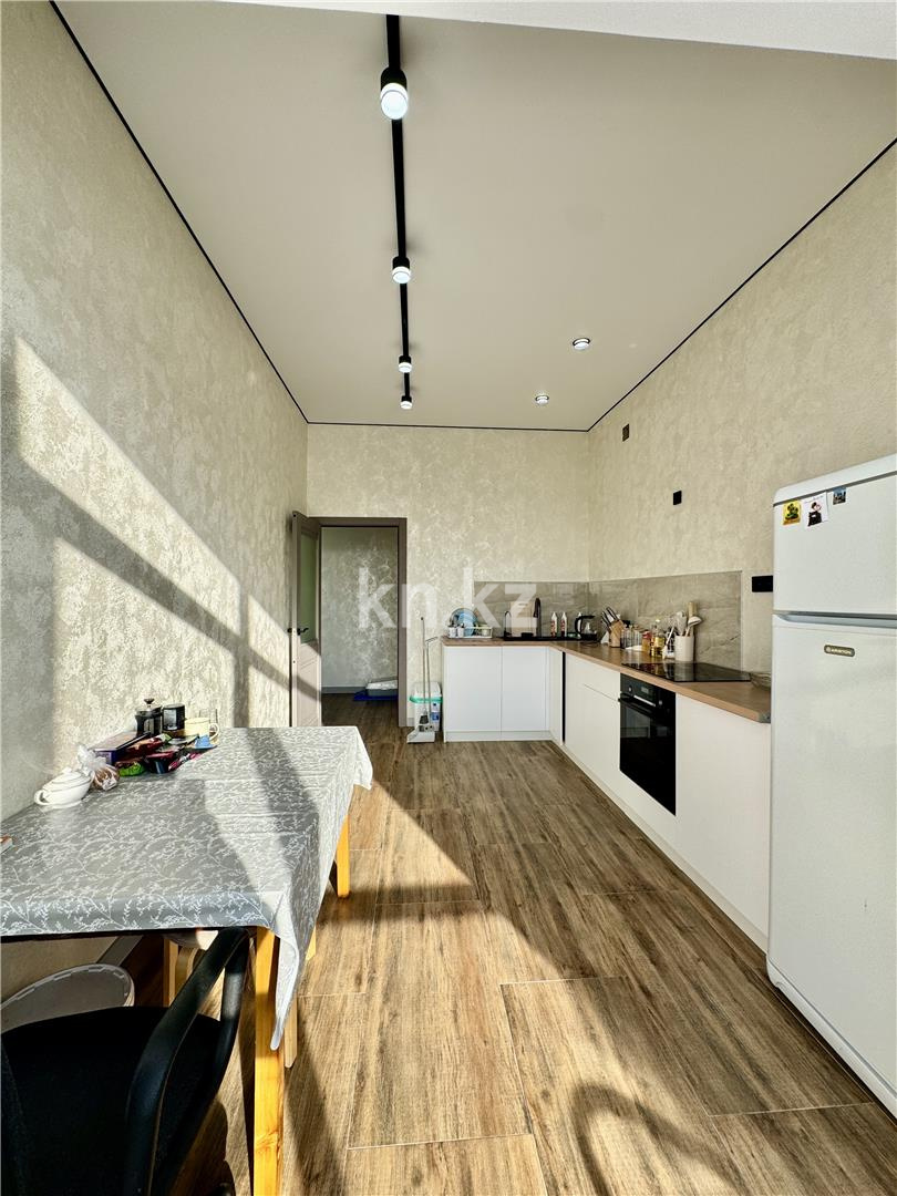 Продажа 3-комнатной квартиры, 80 м², ул. Жанторе Абишева, дом  2б в Караганде - фото 19