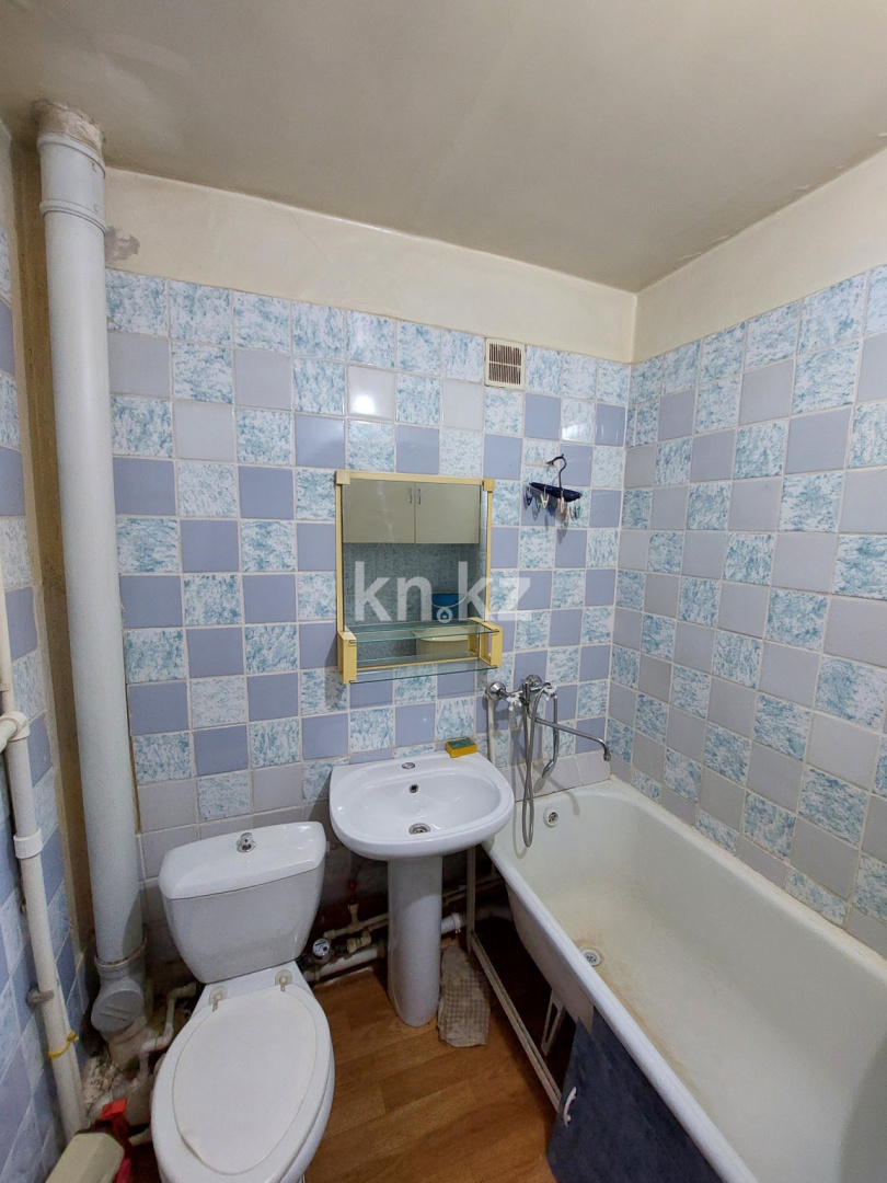 Продажа 1-комнатной квартиры, 33 м², ул. Аманжолова, дом  7 в Караганде - фото 5