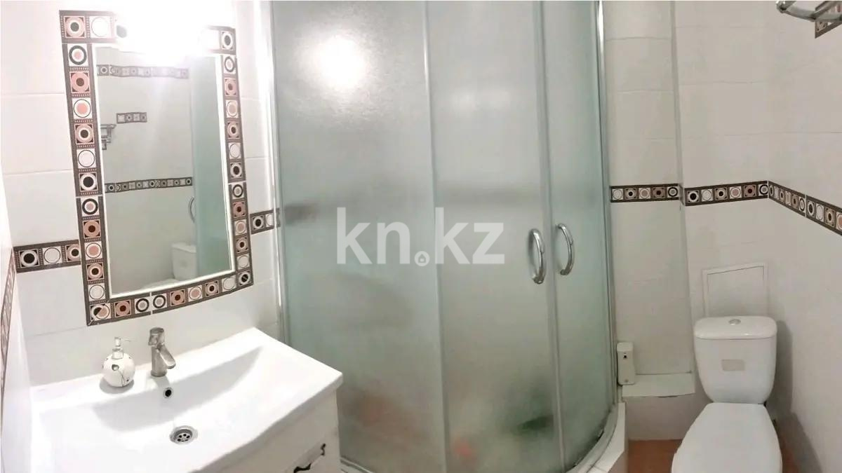 Продажа 2-комнатной квартиры, 65 м², ул. Иманбаевой, дом  2 в Астане - фото 4