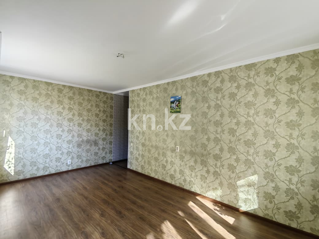 Продажа 2-комнатной квартиры, 43 м², ул. Алиханова, дом  30/2 в Караганде - фото 4