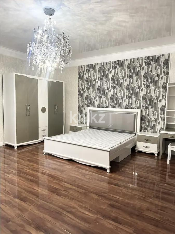Продажа 5-комнатной квартиры, 239 м², ул. Романтиков, дом  27 в Астане - фото 2