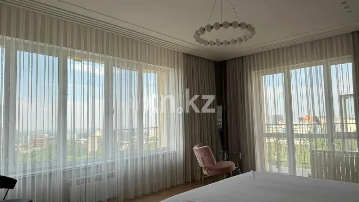 Продажа 3-комнатной квартиры, 220 м² в Алматы - фото 2