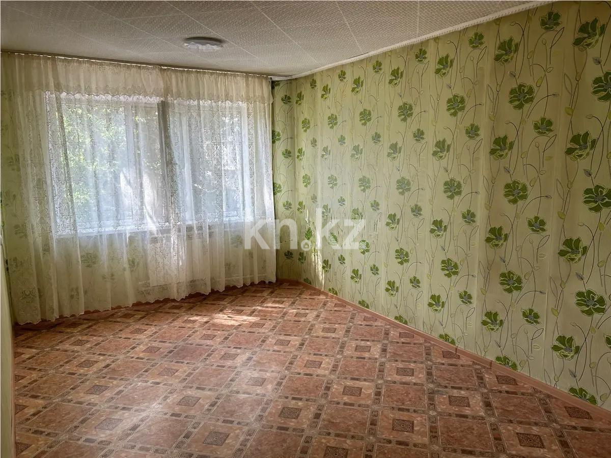 Продажа 2-комнатной квартиры, 48 м², 11а мкр., дом  18 в Караганде - фото 3