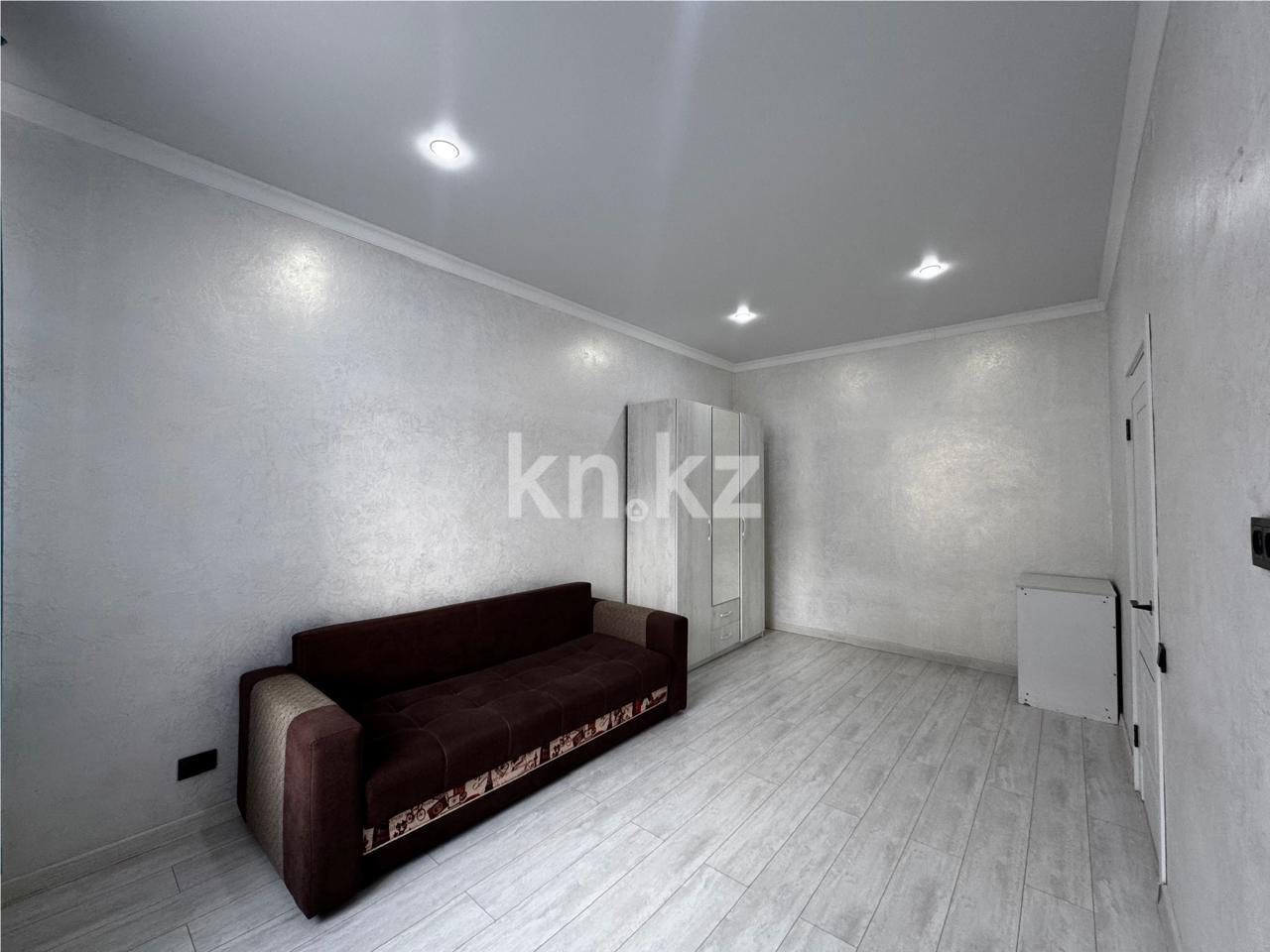 Продажа 1-комнатной квартиры, 37.8 м², ул. Мухамедханова, дом  6 в Астане - фото 2