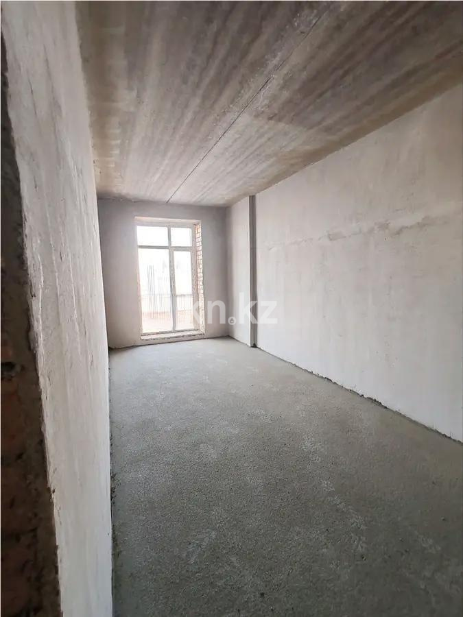 Продажа 2-комнатной квартиры, 65 м², ул. Айтматова, дом  45 стр в Астане