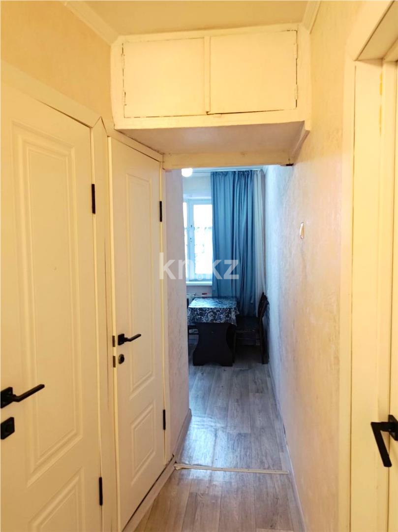 Продажа 3-комнатной квартиры, 61 м², 23-й мкр., дом  17 в Караганде - фото 11