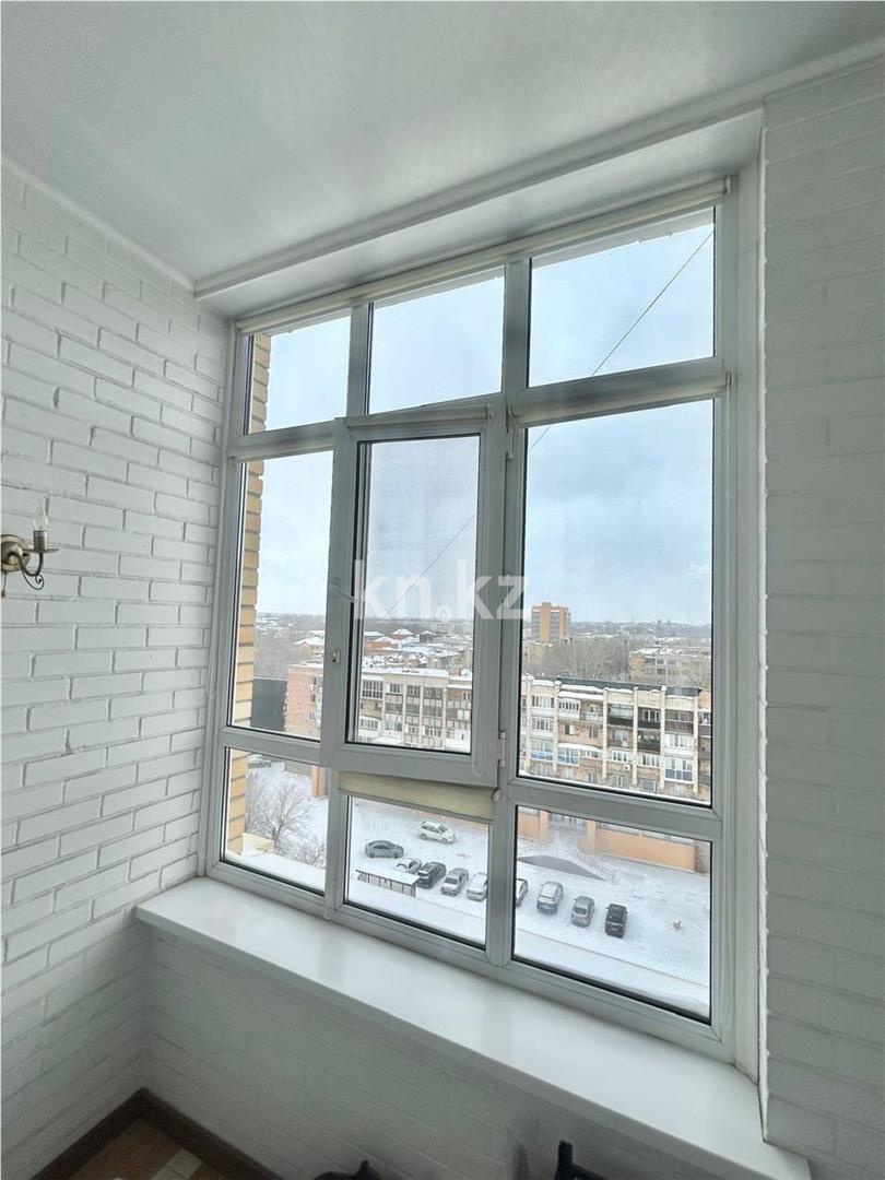 Продажа 3-комнатной квартиры, 114 м², ул. Аманжолова в Караганде - фото 20