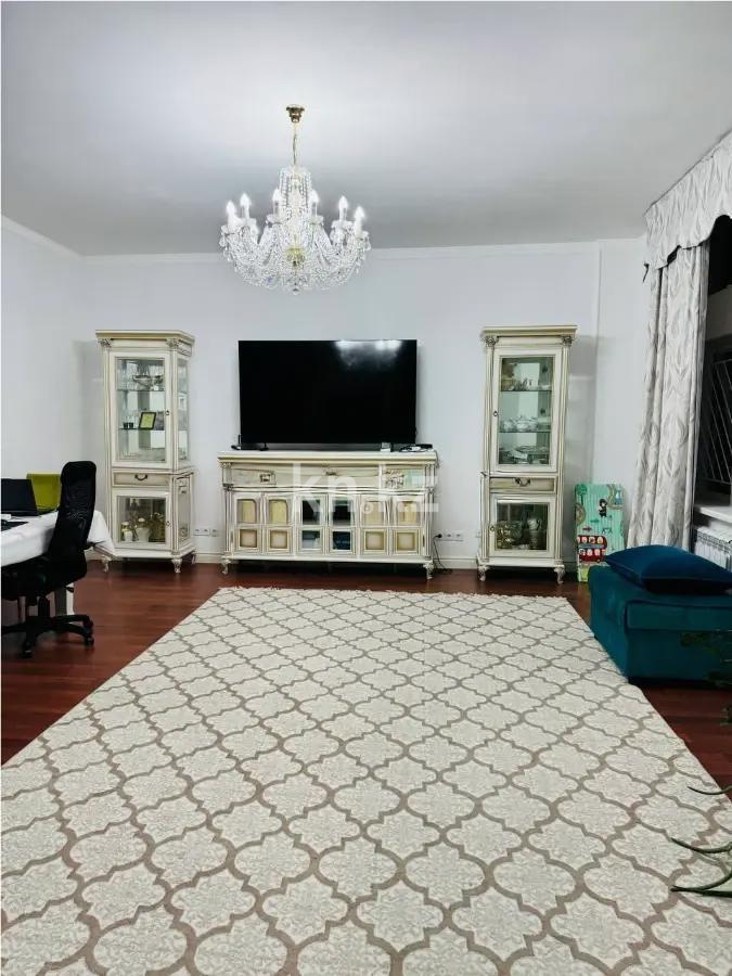 Продажа 3-комнатной квартиры, 135.7 м² в Астане