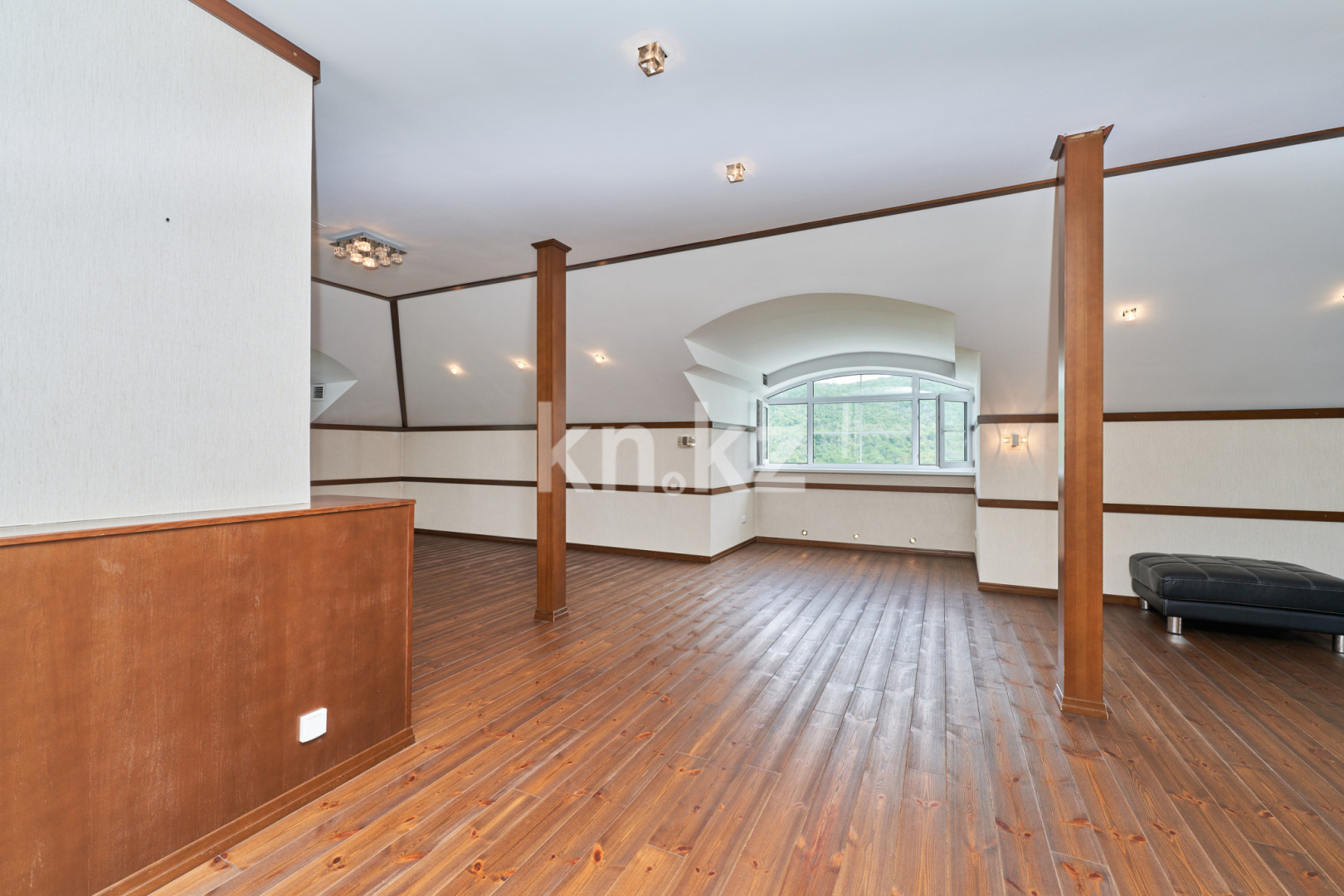 Продажа 10-комнатного дома, 805 м², ул. Ладушкина, дом  120/27 в Алматы - фото 29