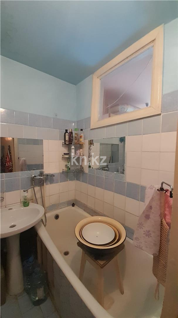 Продажа 3-комнатной квартиры, 51 м², ул. Ермекова, дом  62 в Караганде - фото 8