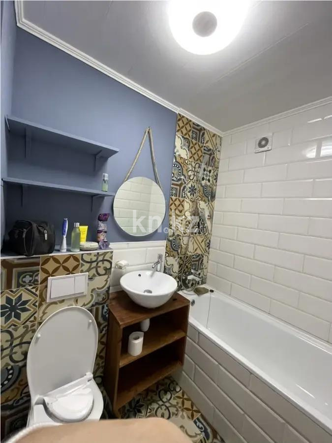 Продажа 3-комнатной квартиры, 60 м², мкр. Алмагуль, дом  2 в Алматы - фото 4