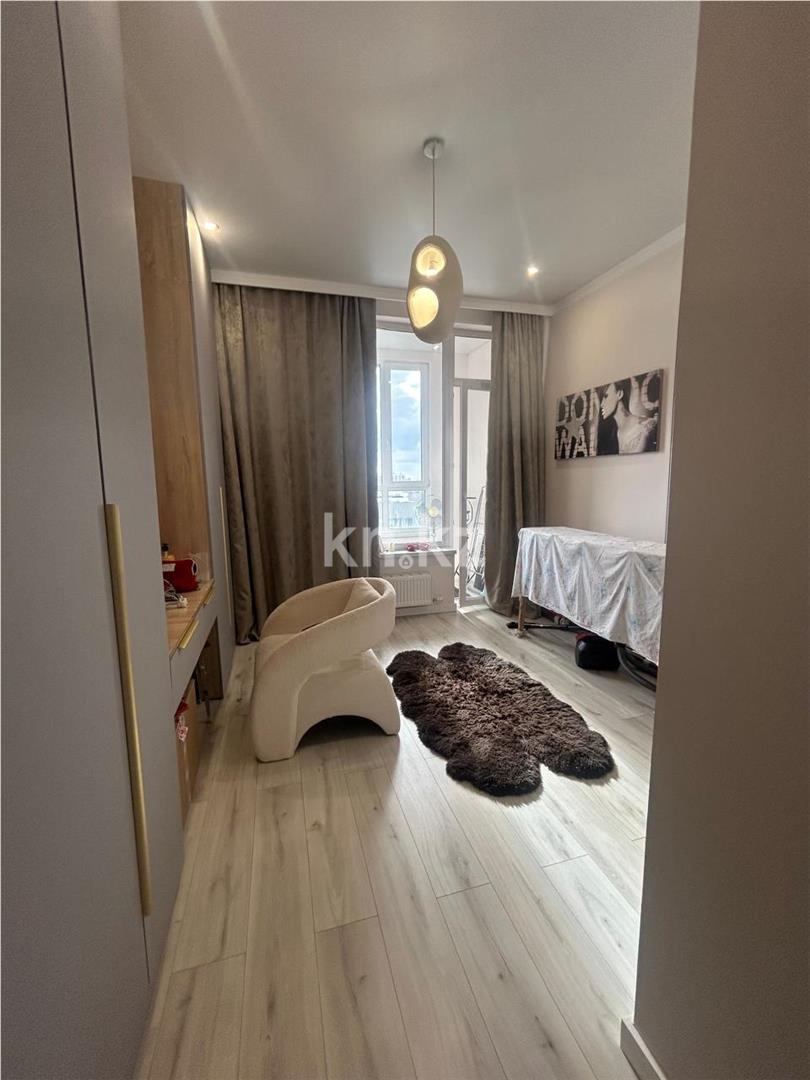 Продажа 4-комнатной квартиры, 105.2 м² в Астане - фото 10