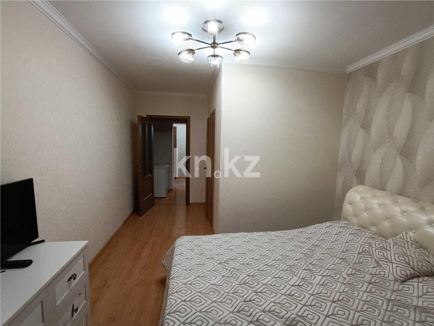 Продажа 3-комнатной квартиры, 97.9 м², пр. Момышулы в Астане - фото 4
