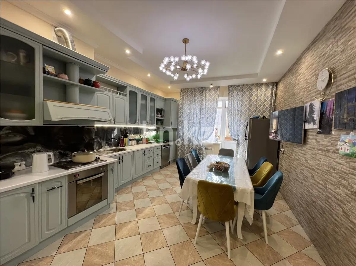 Продажа 5-комнатной квартиры, 217 м², ул. Кенесары, дом  69 в Астане - фото 6