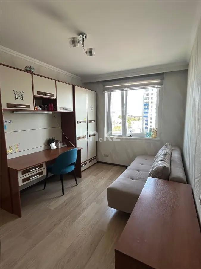 Продажа 4-комнатной квартиры, 93.8 м², пр. Женис, дом  67 в Астане - фото 4