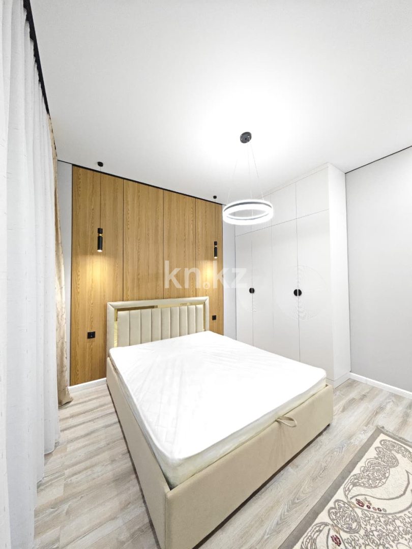 Продажа 2-комнатной квартиры, 61 м², ул. Университетская, дом  18 в Караганде - фото 8